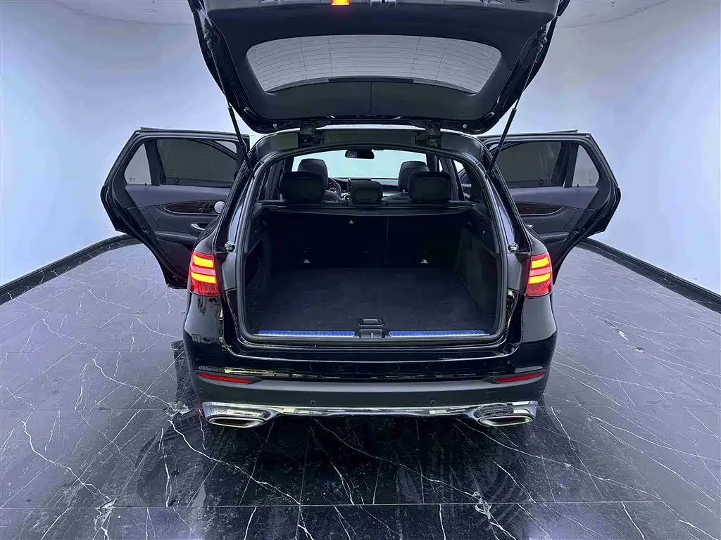 Mercedes-Benz GLC 2016 GLC 260 4MATIC Luxury фото 7