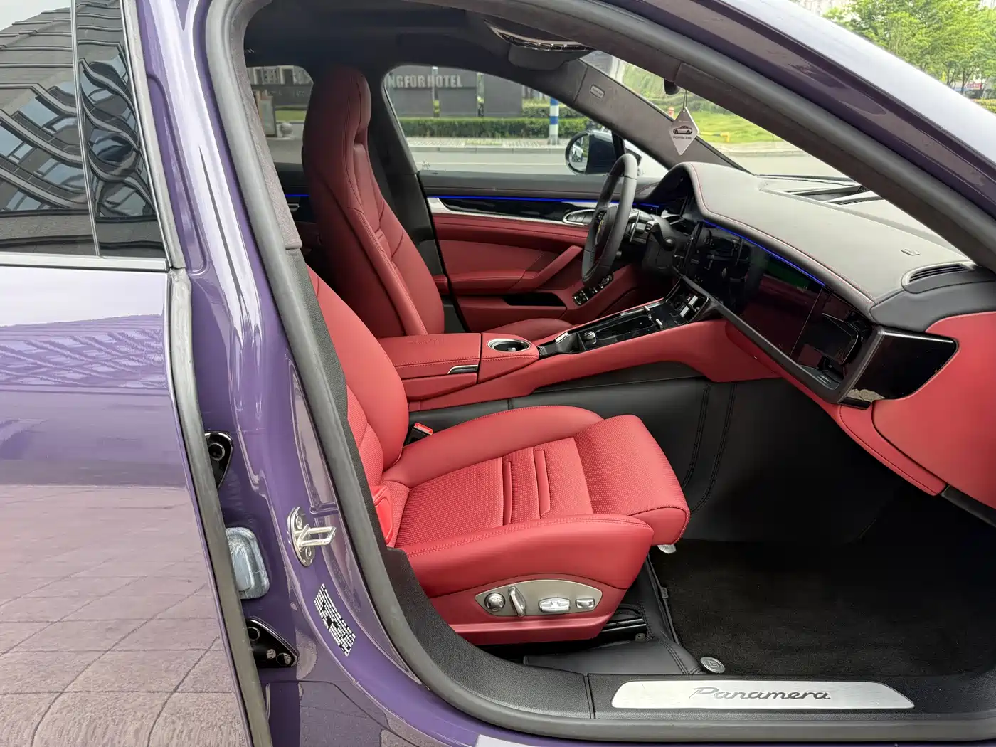 Porsche Panamera 2014 Panamera 3.0T фото 8
