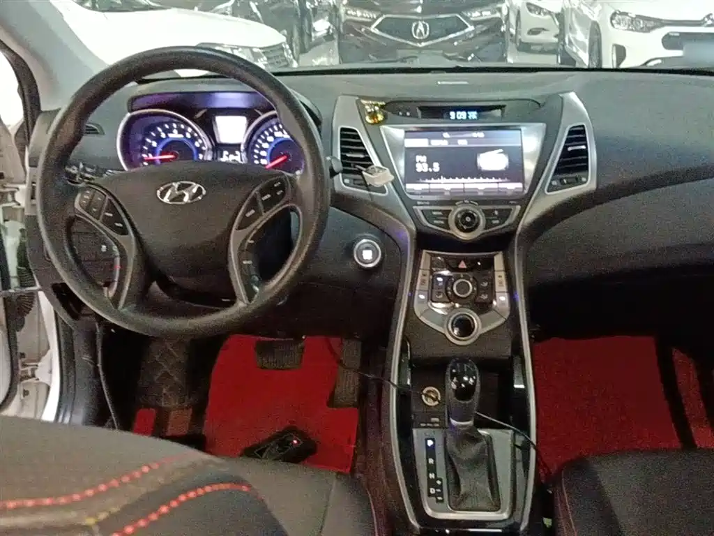 Hyundai Langdong 2016 1.6L Automatic Premium Edition фото 9