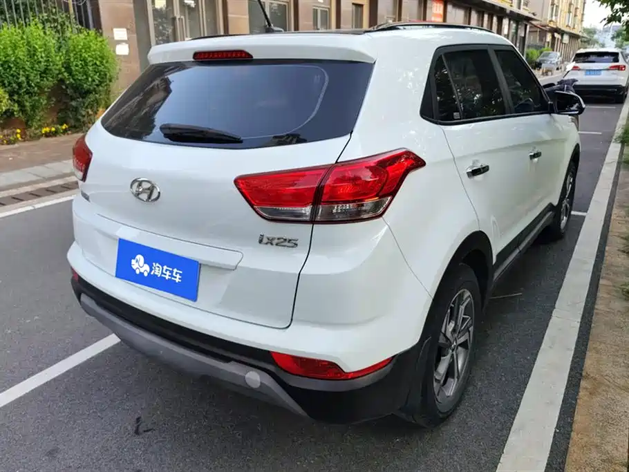 Hyundai Beijing Hyundai ix25 2017 1.6L Automatic Smart Edition фото 3
