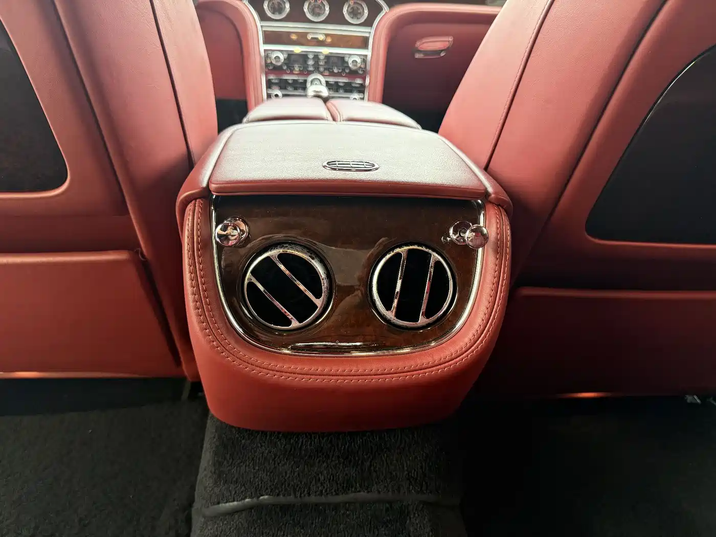 Bentley Mulsanne 2012 Model 6.8T Diamond Jubilee фото 22