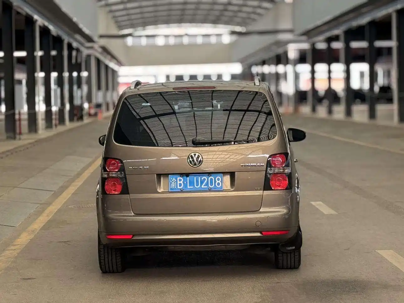 Фото 13 - Volkswagen Touran