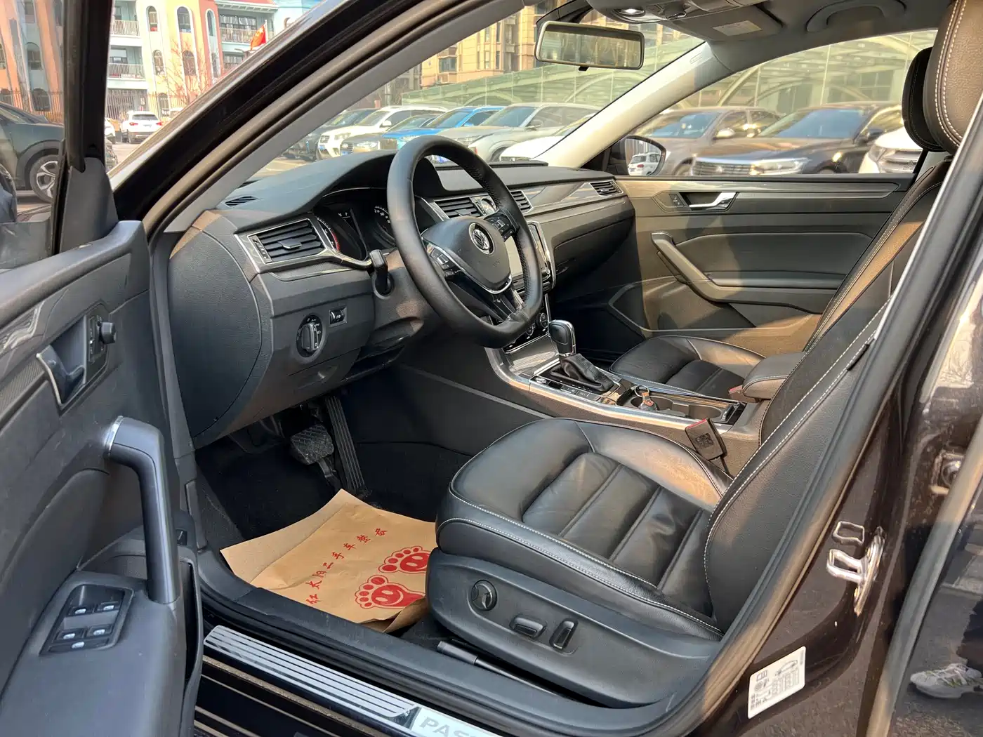 Volkswagen Passat 2017 330TSI DSG Prestige фото 9