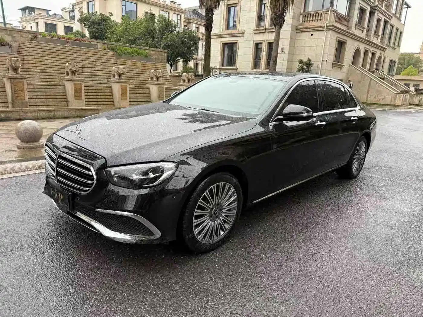 Mercedes-Benz E-Class 2023 E 300 L Luxury