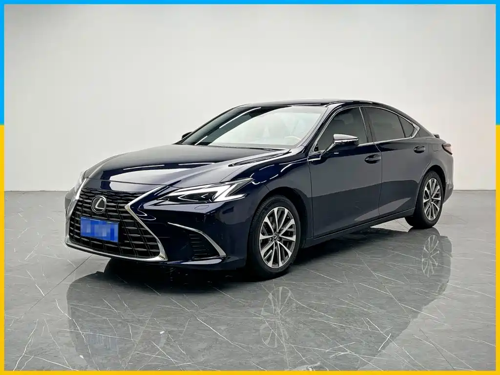  Lexus Lexus ES 2025 300h Ultimate Edition