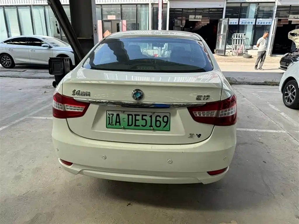 DONGFENG JUNFENG E17