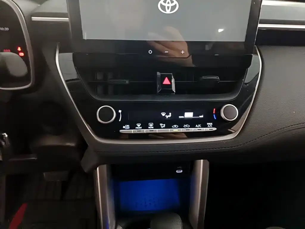Toyota Frontlander 2025 2024 2.0L CVT Elite Plus Edition