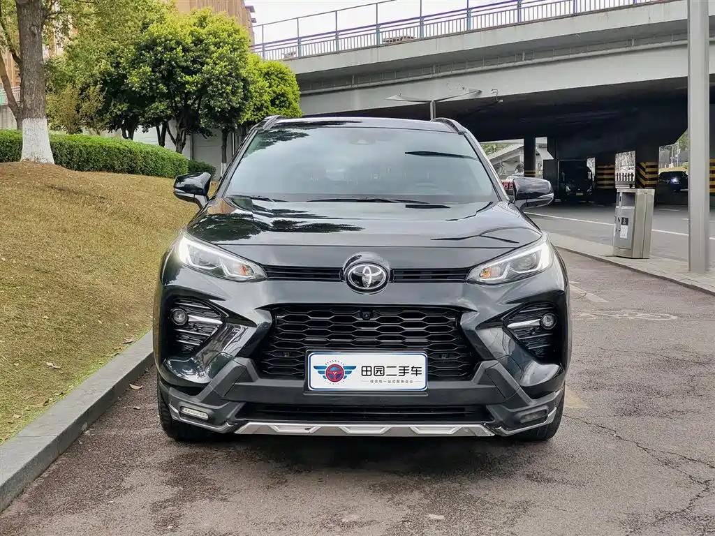Toyota Wildlander 2023 2.0L CVT FWD Luxury PLUS фото 2