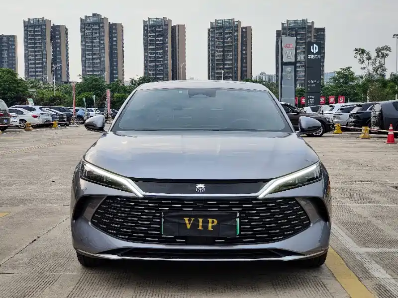 BYD Qin L 2024 DM-i 120KM Superior Edition фото 2