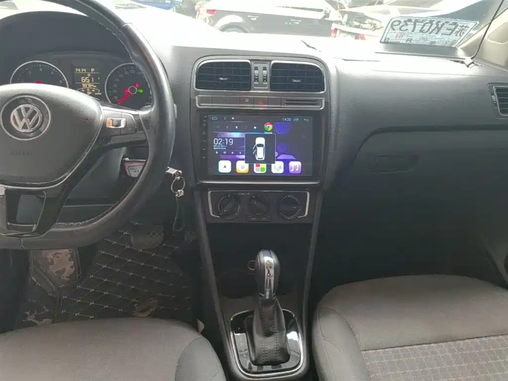 Volkswagen Polo 2016 1.6L Automatic Comfort фото 13