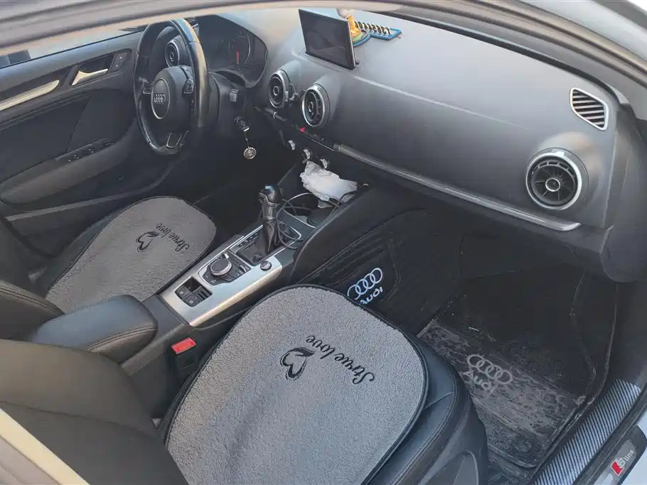 Audi A3 2016 Sportback 35 TFSI Leadership фото 8