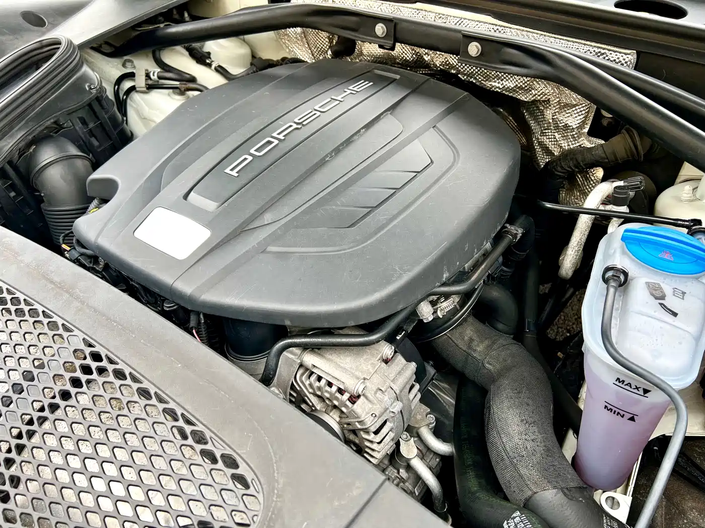 Porsche Macan 2016 Macan 2.0T фото 14