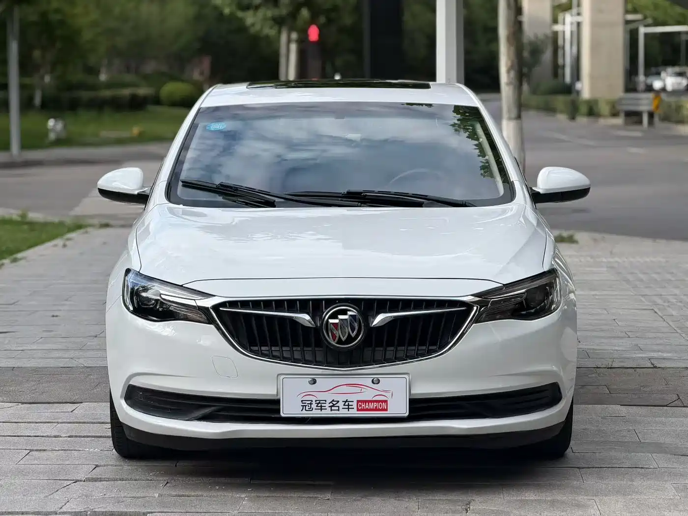 Buick Excelle 2018 18T Automatic Elite фото 2
