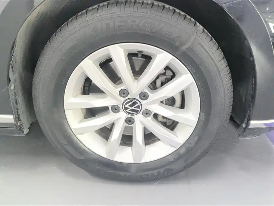 Volkswagen Magotan 2020 280TSI DSG Comfort фото 6