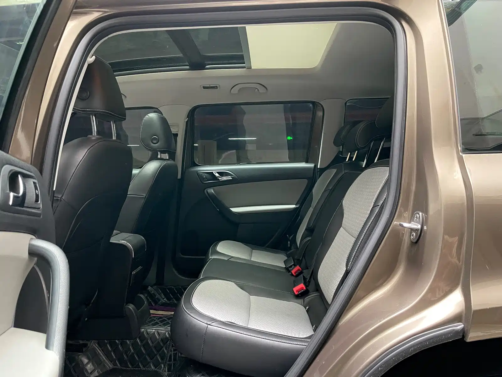 صورة 17 - Škoda Yeti