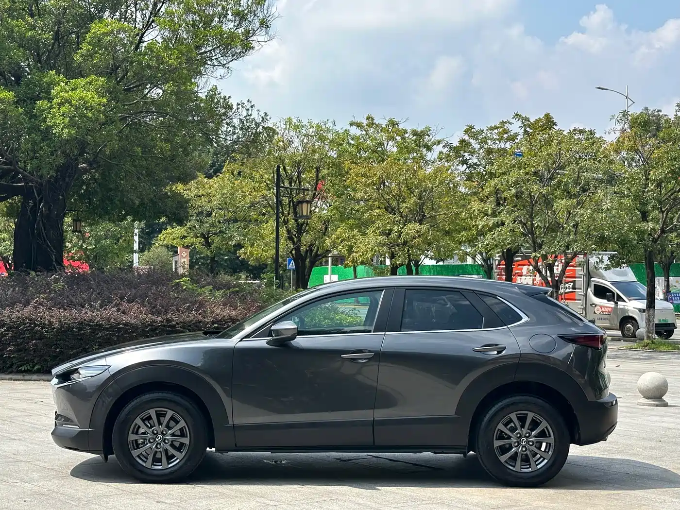 Photo 20 - Mazda CX-30
