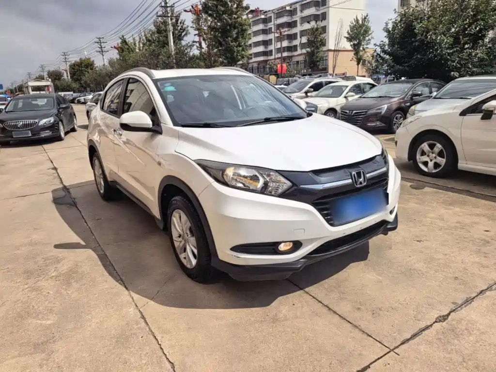 Honda Vezel 2015 2015 1.5L CVT 2WD Comfort