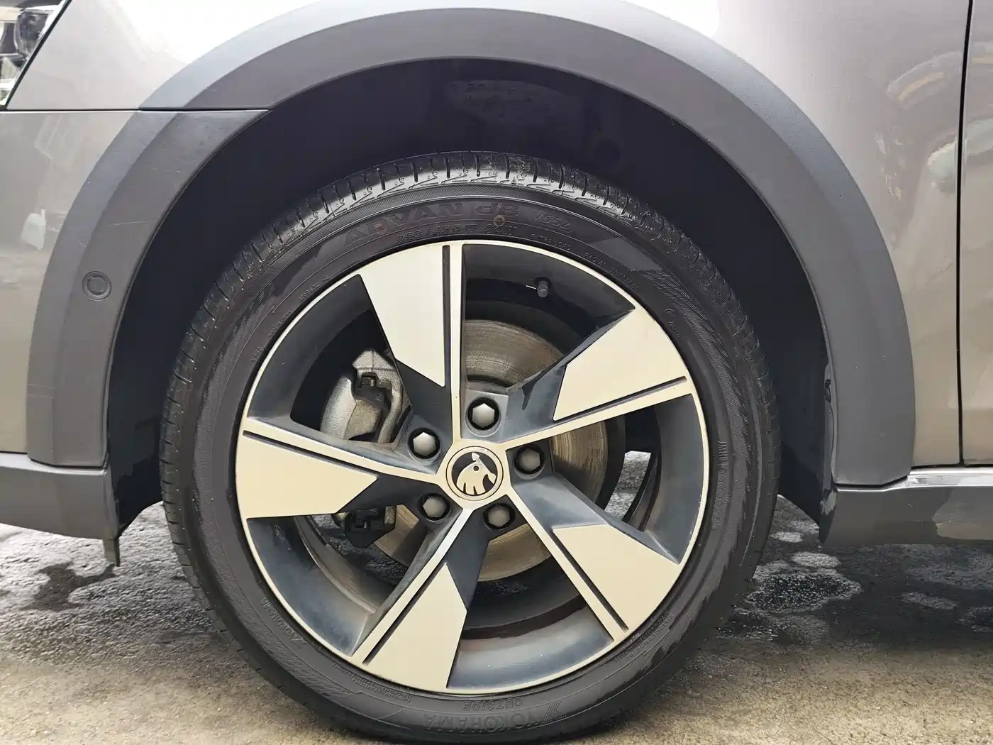 Škoda Octavia 2019 Wagon TSI280 DSG Flagship Edition China V фото 5