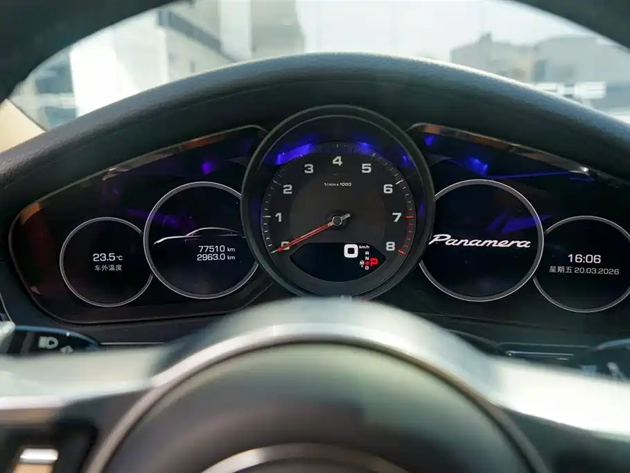 Porsche Panamera 2017 Panamera 3.0T фото 13