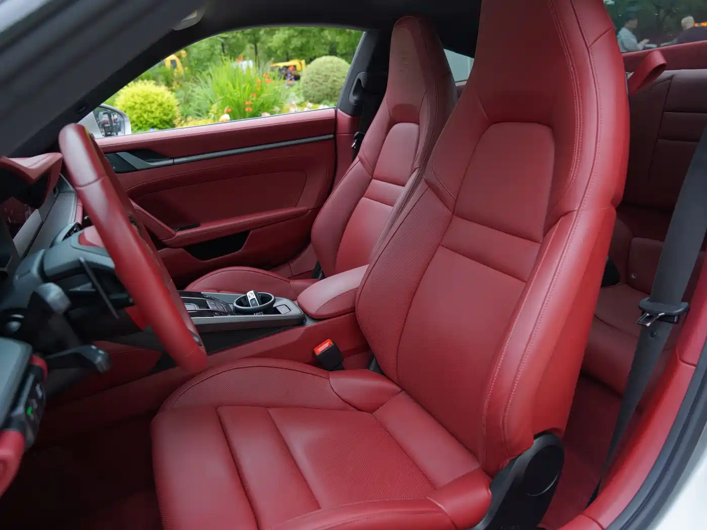 Porsche 911 2025 Carrera 3.0T фото 10