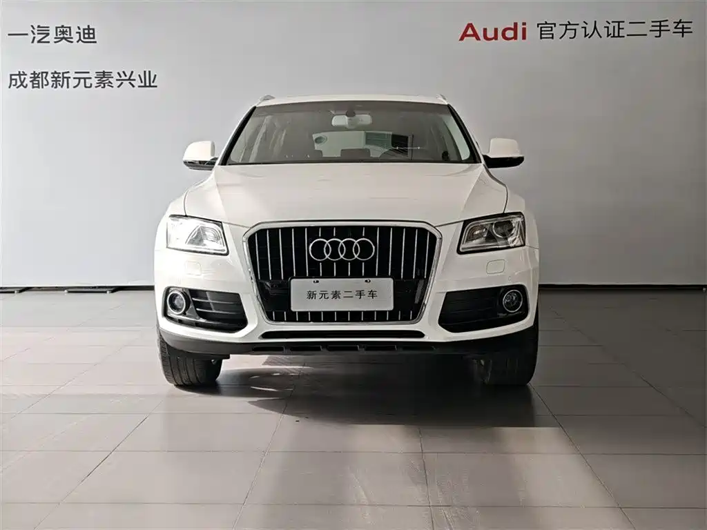 Audi Q5 2016 40 TFSI Comfort Model фото 2