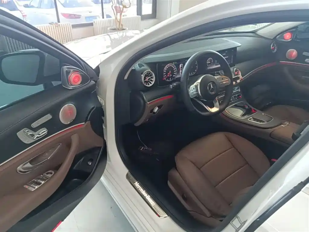 Mercedes-Benz E-Class 2019 Facelift E 300 L Sport Fashion фото 16