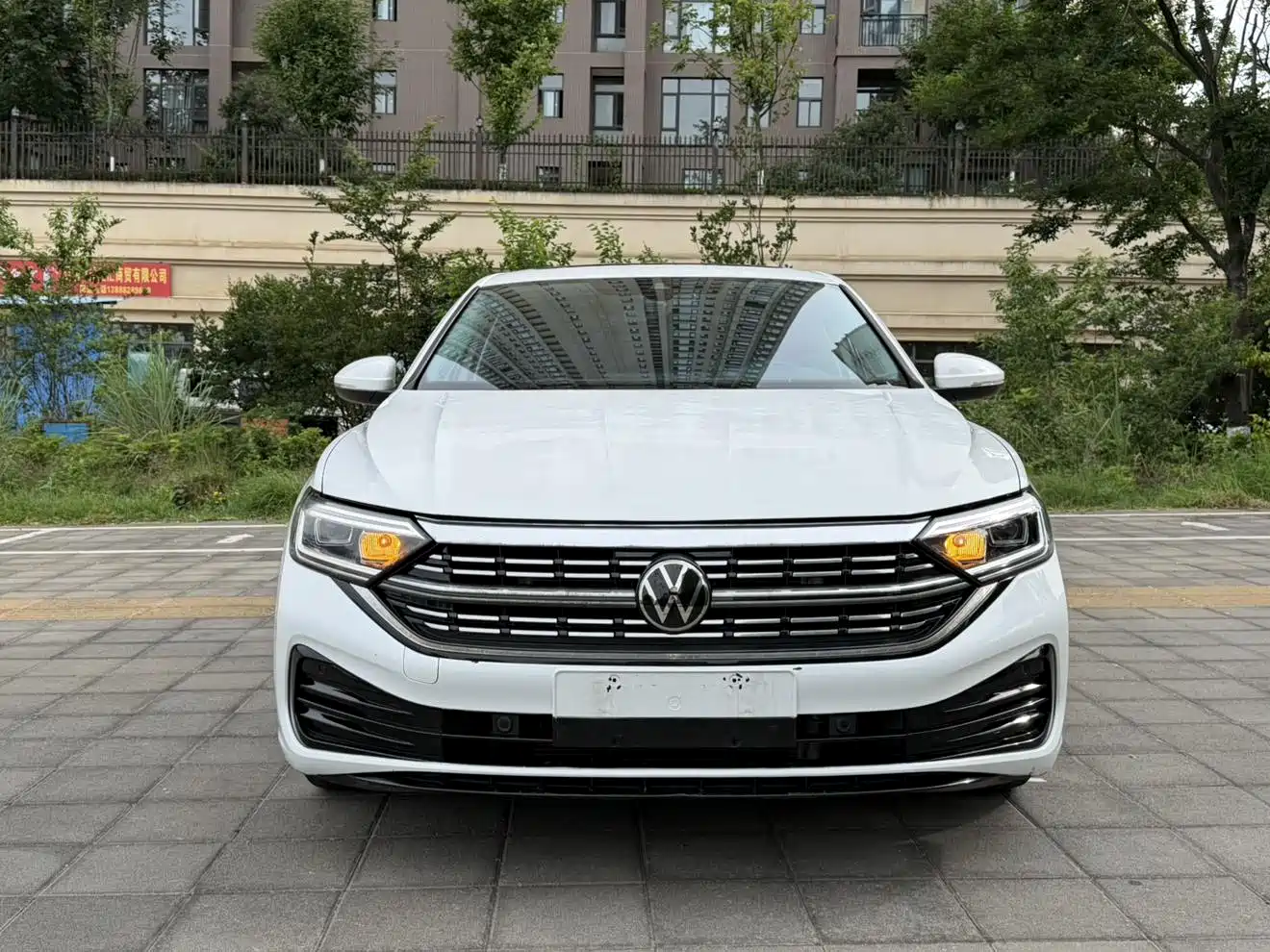 Volkswagen Sagitar 2023 300TSI DSG Surpassing Edition фото 2
