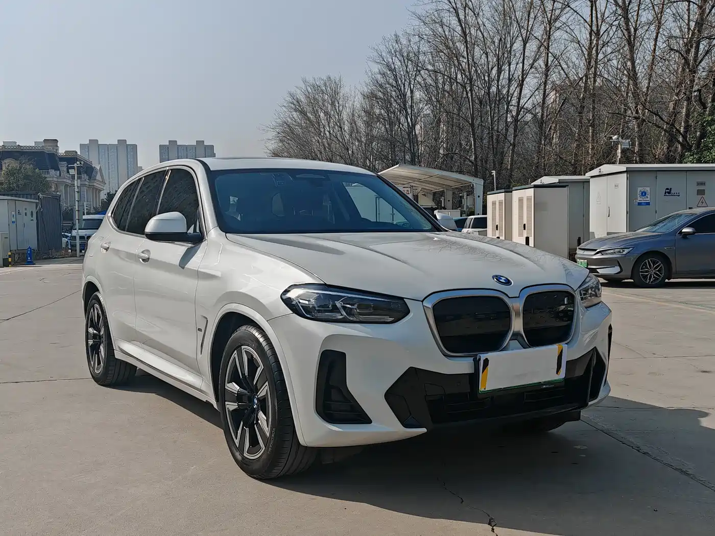 BMW IX3