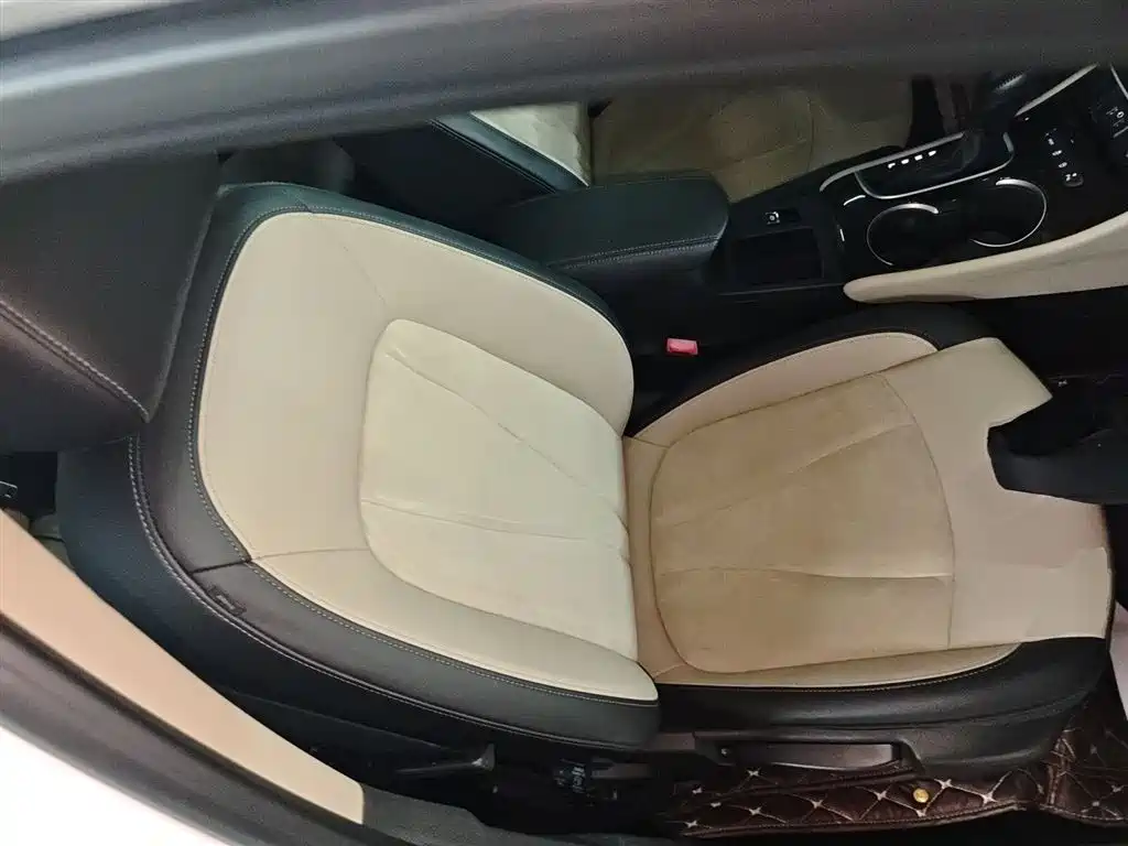Buick Verano 2019 Sedan 15S Auto Leading фото 25