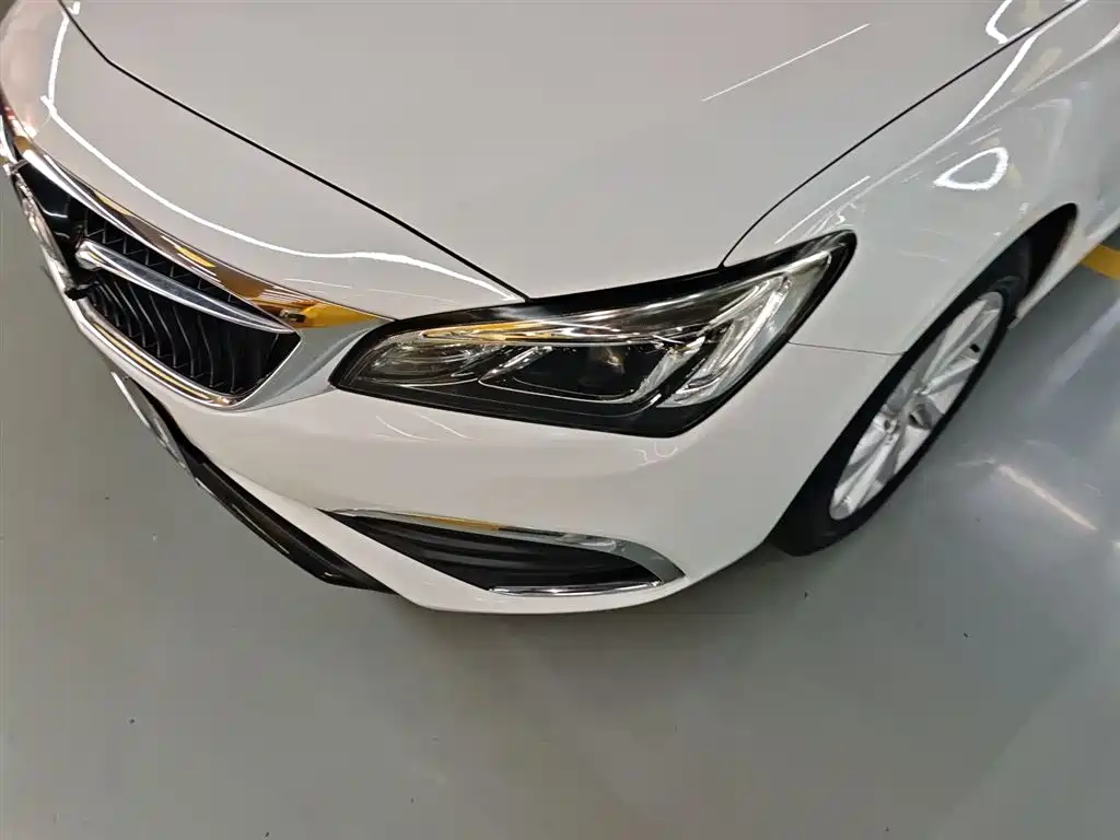 Buick Verano 2019 Sedan 15S Auto Leading фото 24