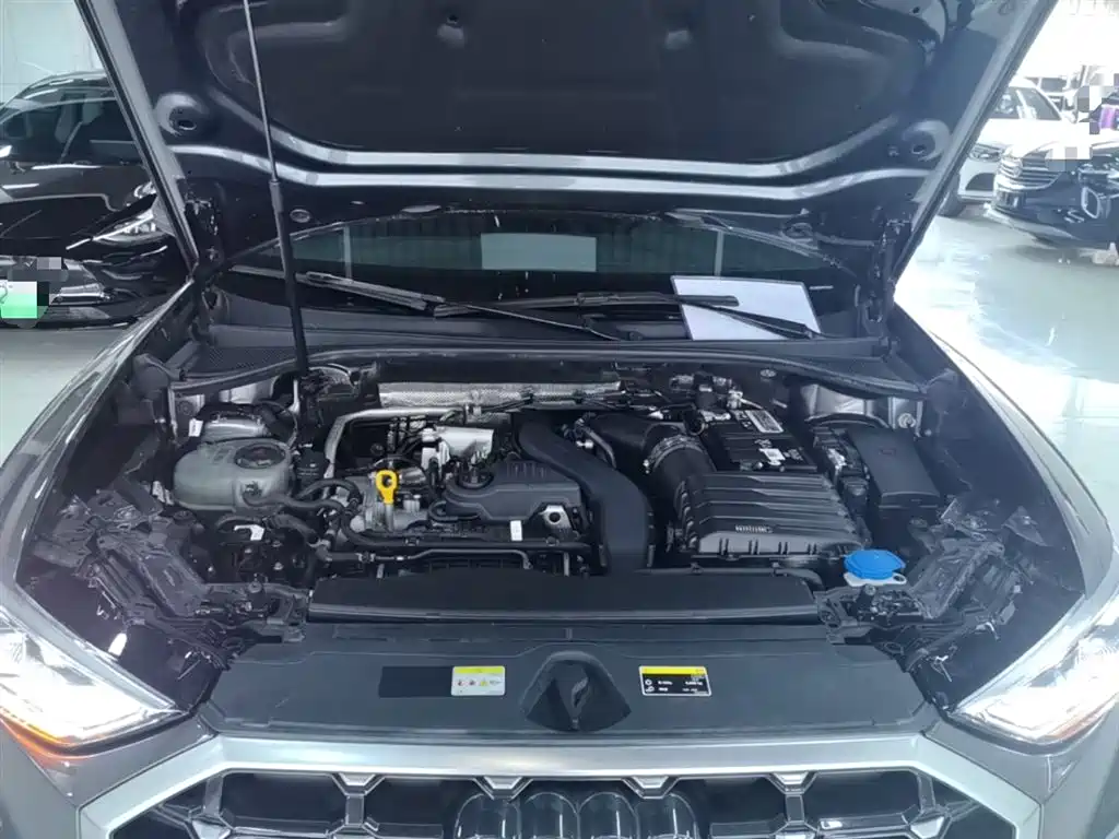 Audi Q3 2023 35 TFSI Fashion Dynamic Model (1.5T) фото 20