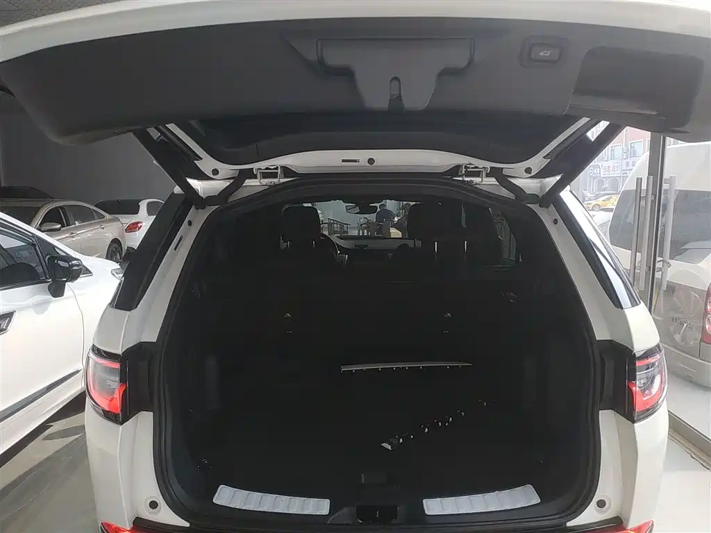 Land Rover Discovery Sport PHEV 2022 Facelift P300e Plug-in Hybrid фото 15