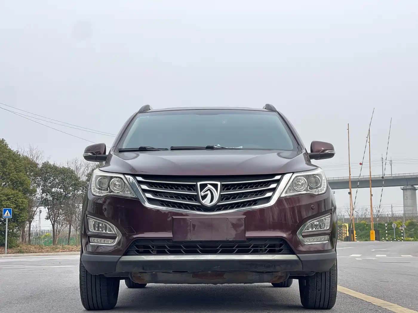 BAOJUN 560