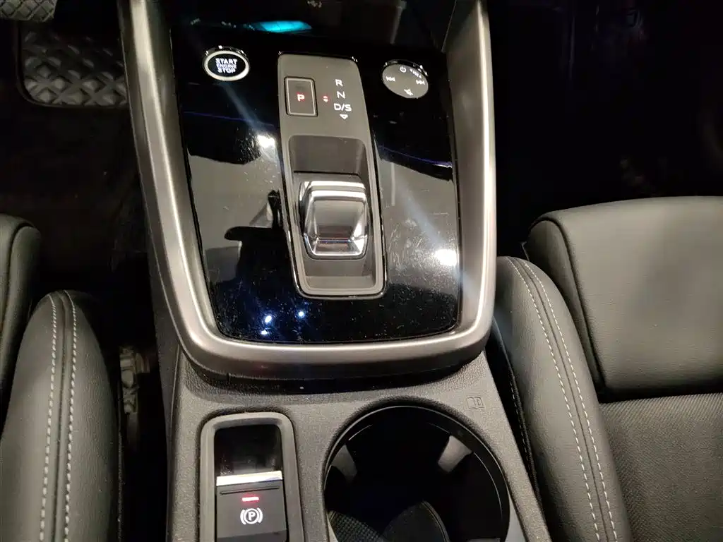 Audi A3 2024 Model A3L Limousine 35 TFSI Fashion Sport фото 10