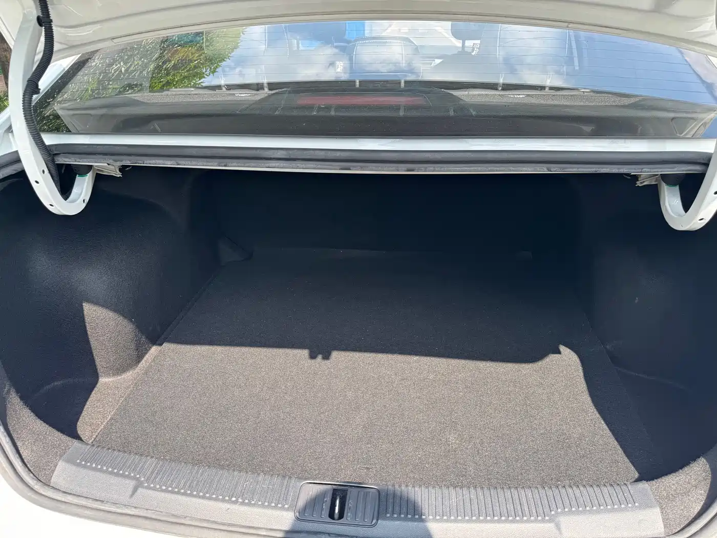 Roewe i5 2019 2020 1.5L Automatic 4G Connected Premium Flagship Edition