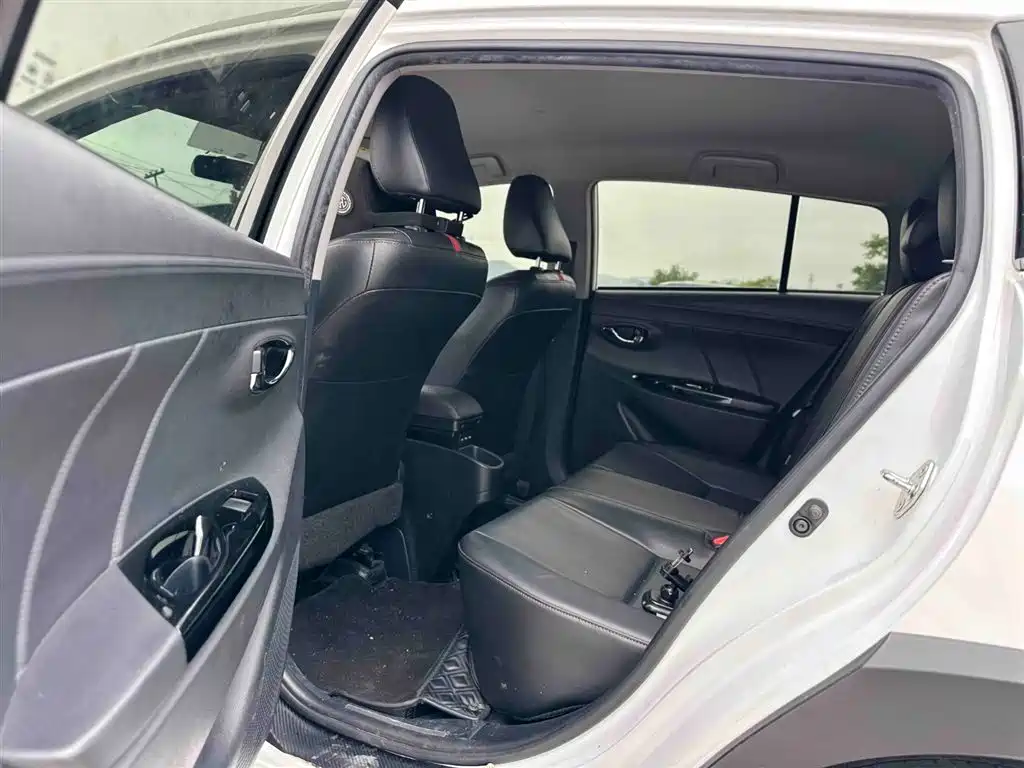 Toyota YARiS L Zhi Xuan 2022 Zhi Xuan X 1.5L CVT Luxury PLUS Edition фото 9