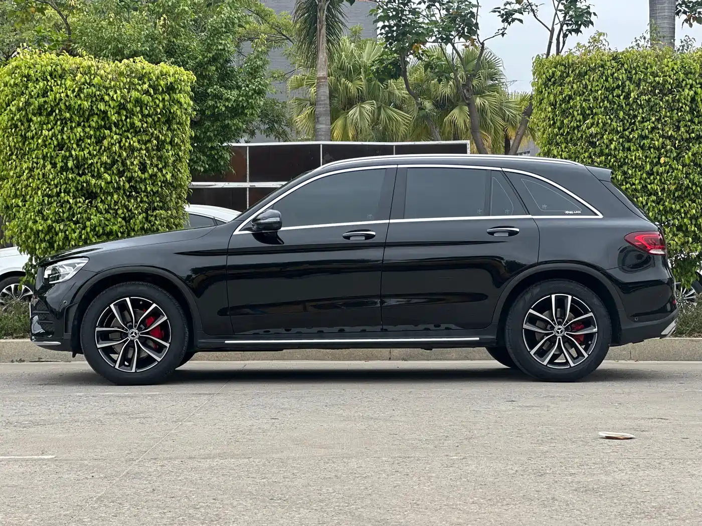 Mercedes-Benz GLC 2022 Model GLC 300 L 4MATIC Dynamic Edition фото 7