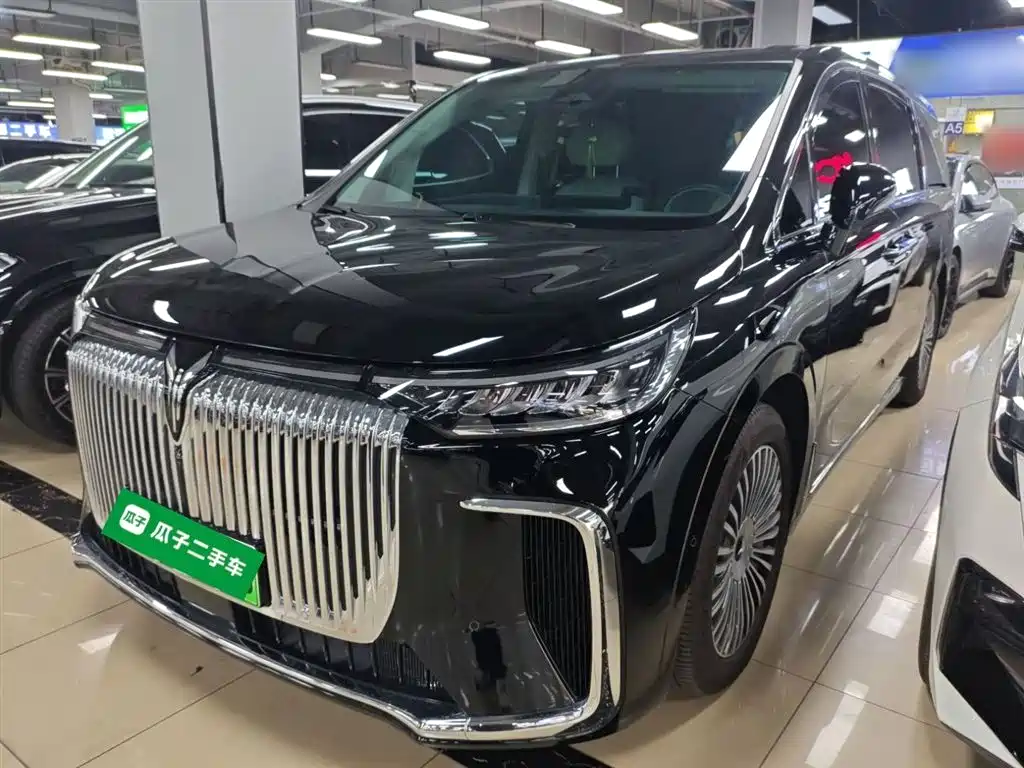 Voyah Auto Voyah Dreamer 2025 PHEV AWD Excellent Kunpeng Edition фото 2