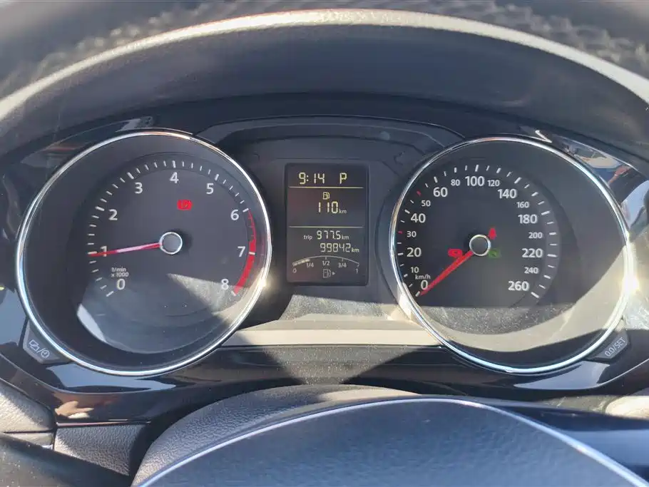 Volkswagen Sagitar 2017 1.6L Automatic Comfort фото 14