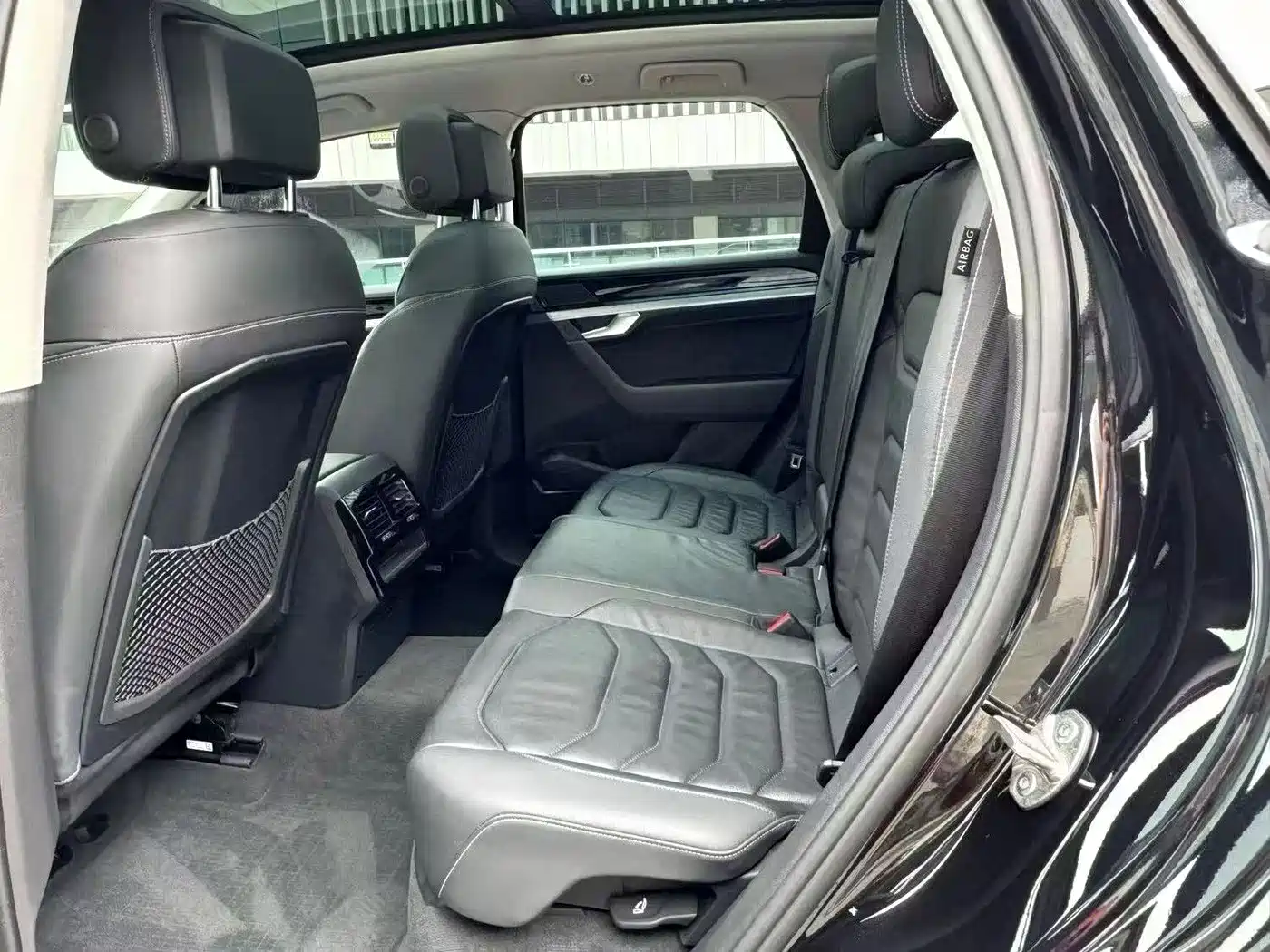 Volkswagen Touareg 2019 3.0TSI Sharp Edge Edition China V фото 7
