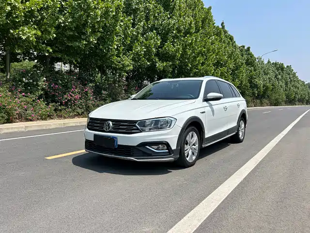  Volkswagen C-TREK 2017 1.6L Automatic Comfort