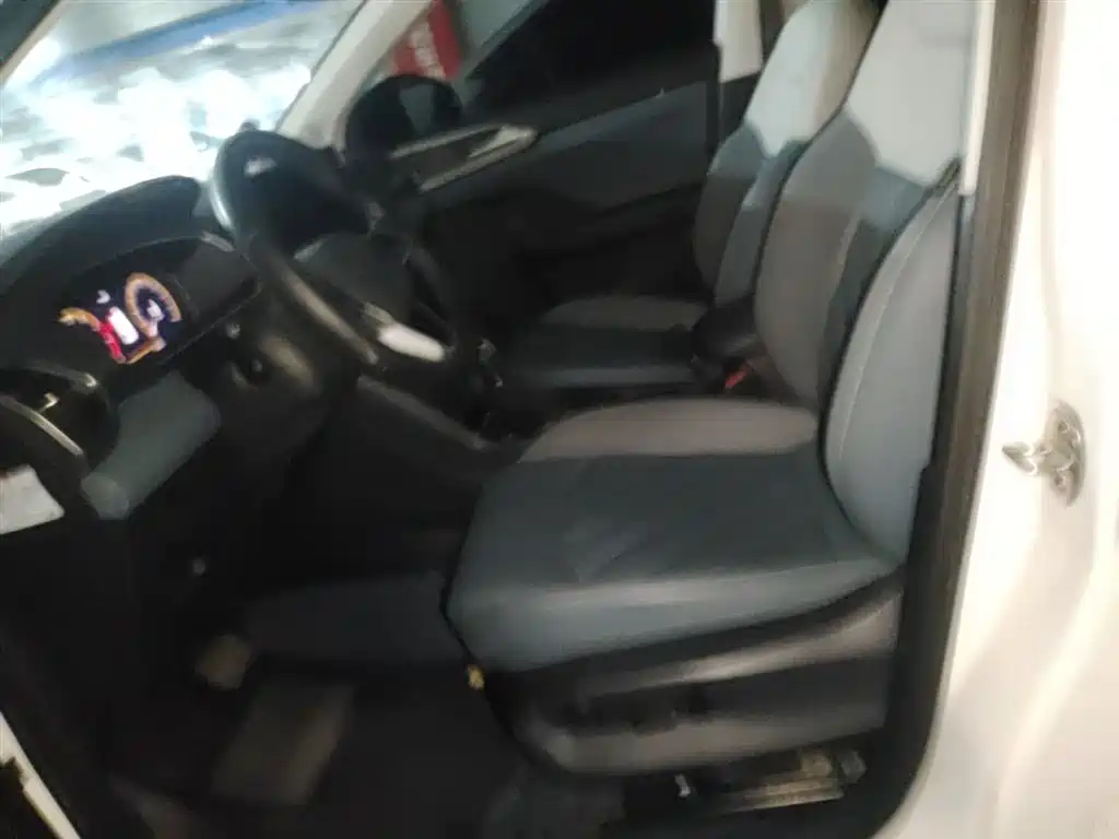 Volkswagen Tharu 2023 300TSI 2WD Full Moon Edition фото 15