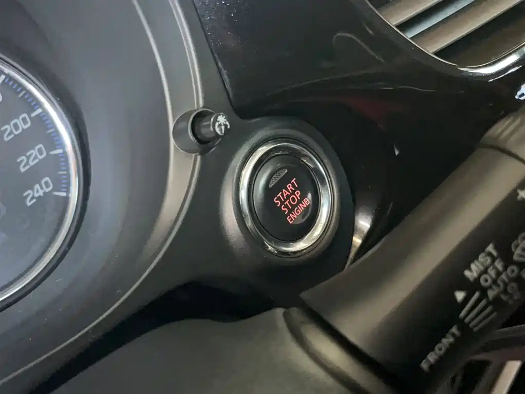Mitsubishi Outlander 2019 2.4L 4WD Deluxe Edition 5-Seater China VI фото 14