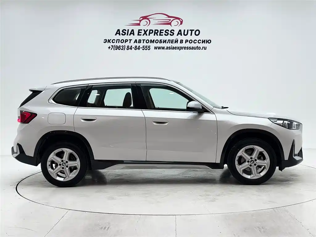 BMW X1 2023 sDrive20Li X Design Package фото 9