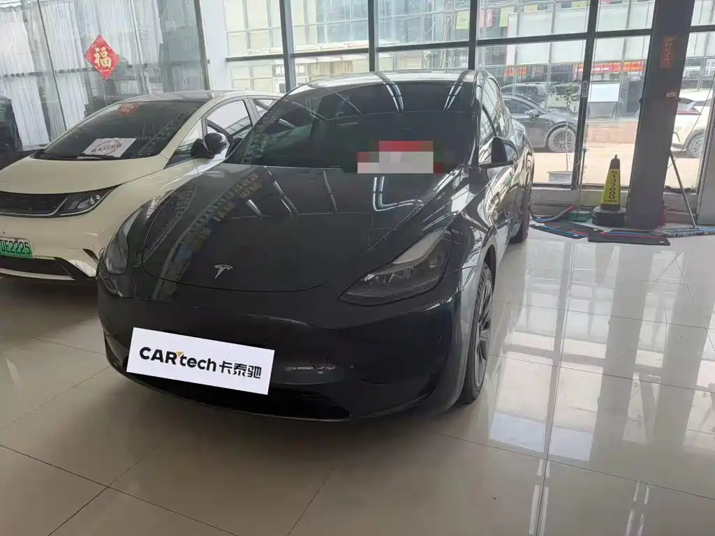 Tesla Model Y 2024 Long Range AWD