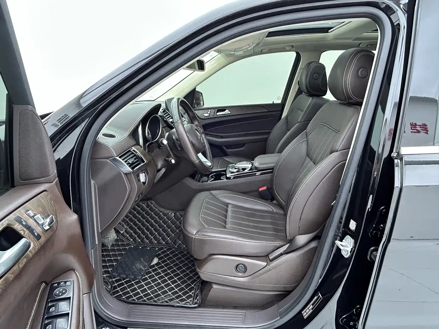 Mercedes-Benz GLE 2017 GLE 320 4MATIC Luxury фото 9