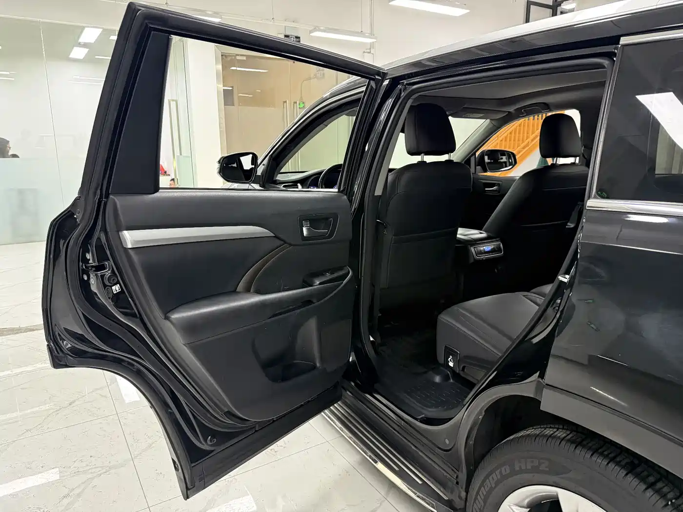 Toyota Highlander 2018 2.0T 4WD Luxury 7-seater China VI фото 13