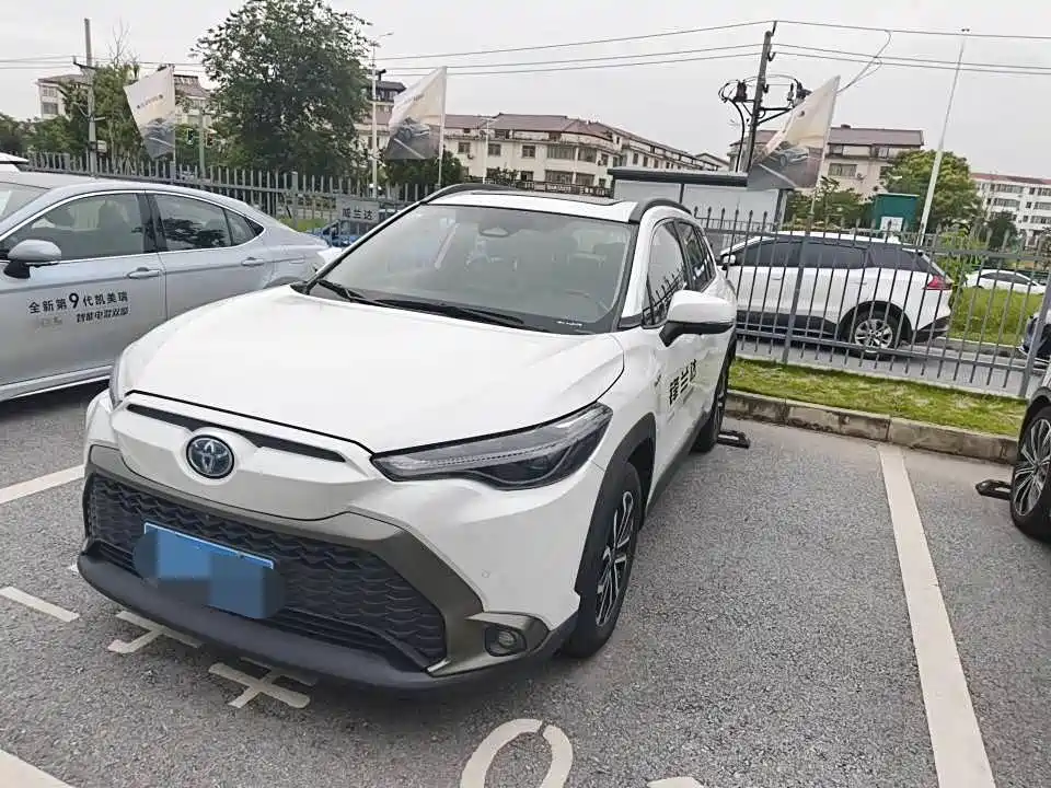 Toyota Frontlander 2023 2.0L Smart Hybrid Dual Engine Prestige Edition