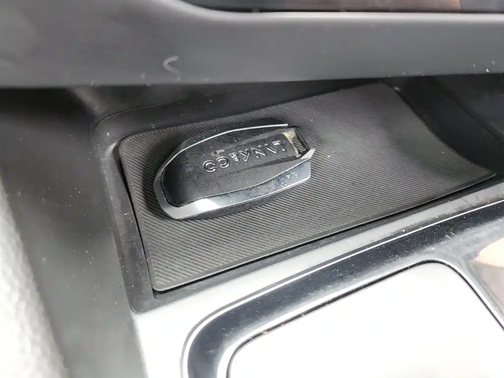 Lynk & Co 03 2018 1.5TD DCT Sport (China V) фото 9