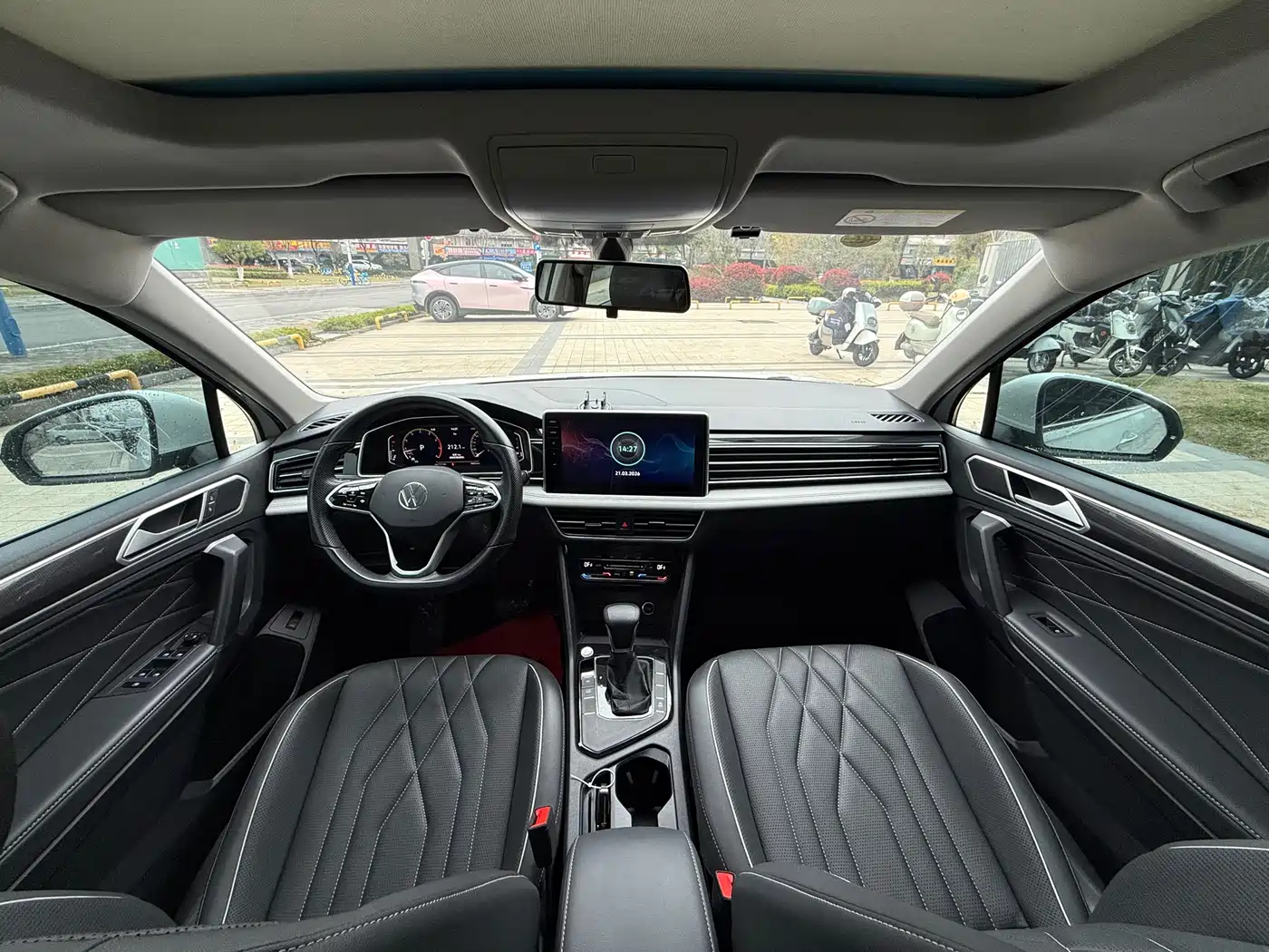 Volkswagen Tiguan L 2023 300TSI Automatic 2WD Smart Enjoyment Edition фото 6